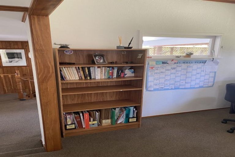 Photo of property in 1/20 Aotearoa Terrace, Murrays Bay, Auckland, 0630