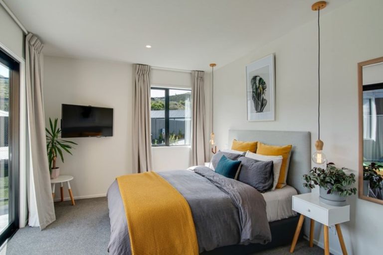 Photo of property in 6 Sandford Terrace, Lower Shotover, Queenstown, 9304