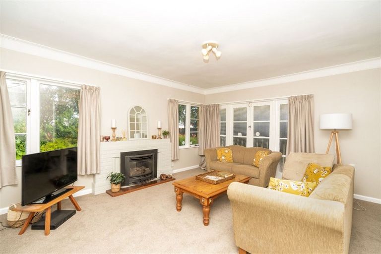 Photo of property in 10 Tui Avenue, Forest Lake, Hamilton, 3200