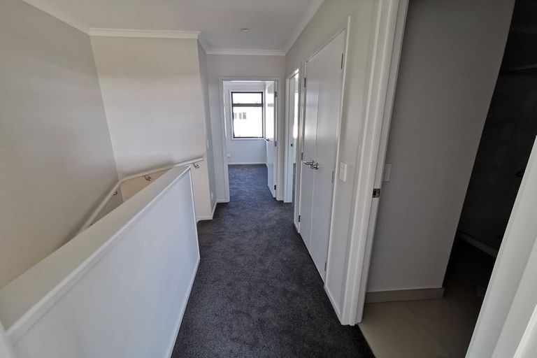 Photo of property in 46 Walter Merton Road, Hobsonville, Auckland, 0616