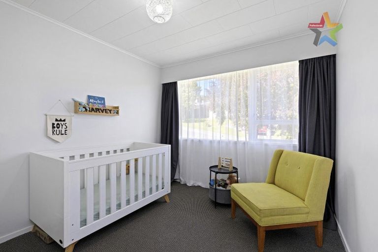 Photo of property in 29 Timaru Grove, Kelson, Lower Hutt, 5010