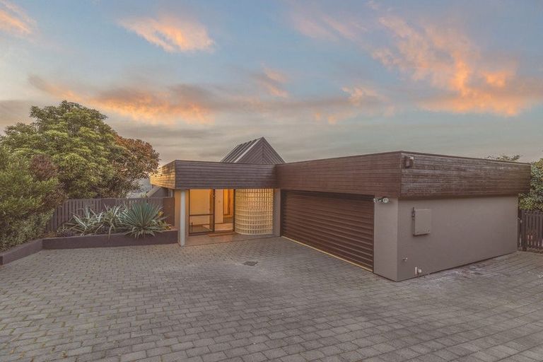 Photo of property in 3 Plains View, Mount Pleasant, Christchurch, 8081