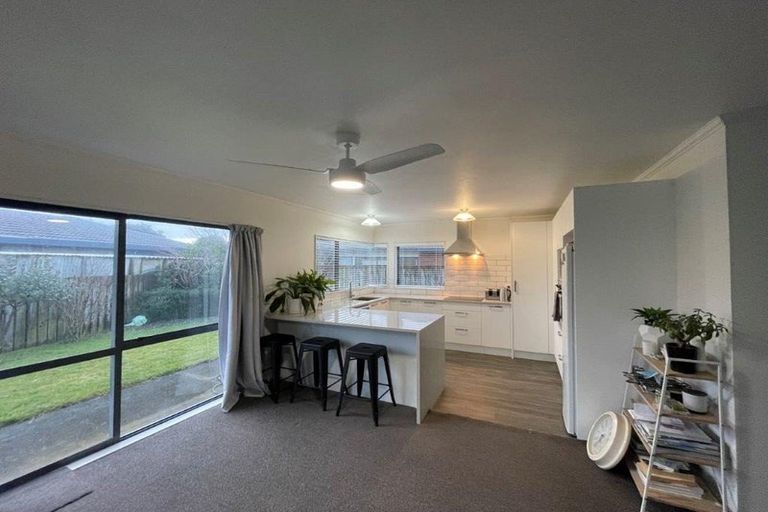 Photo of property in 2b Blake Boulevard, Papamoa Beach, Papamoa, 3118