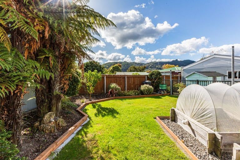 Photo of property in 21 Bonnie Glen Crescent, Ebdentown, Upper Hutt, 5018