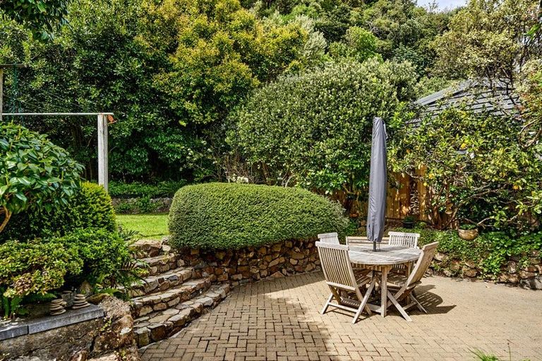 Photo of property in 267 Muritai Road, Eastbourne, Lower Hutt, 5013