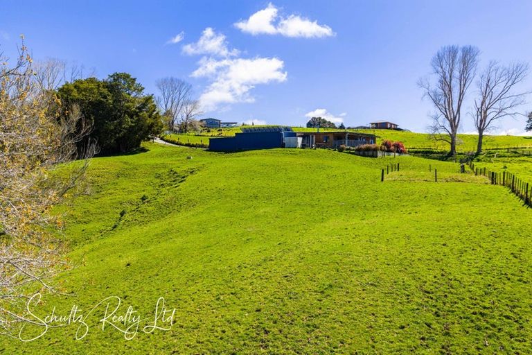 Photo of property in 32 Nikau Lane, Maungaturoto, 0520