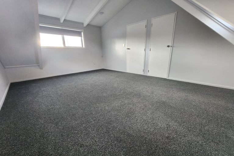 Photo of property in 7a Litchfield Place, Clarks Beach, 2122