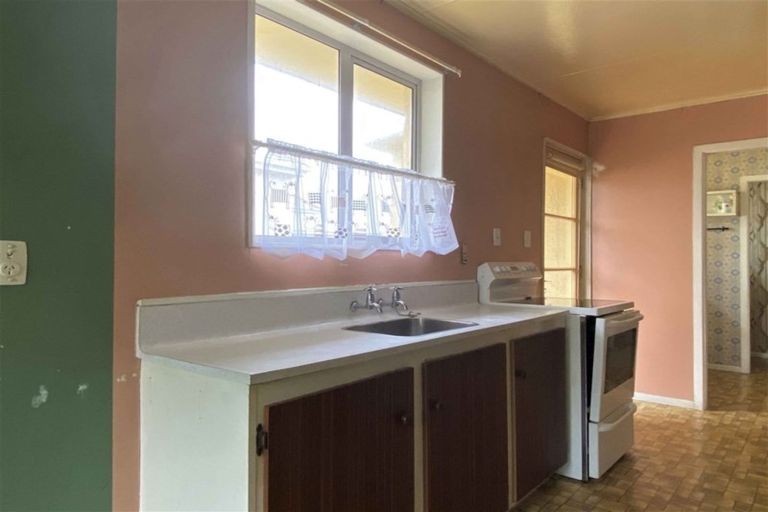 Photo of property in 49 Maitland Street, Strathern, Invercargill, 9812