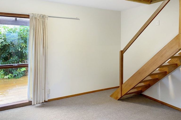 Photo of property in 2 Petries Road, Woodend, 7610