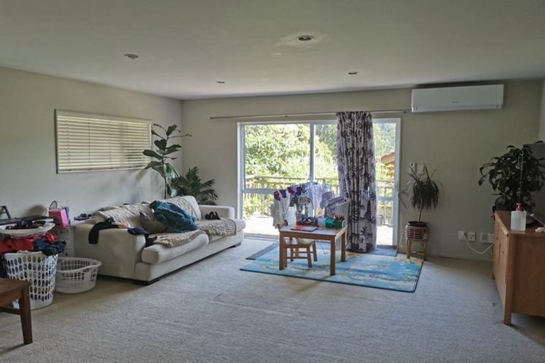 Photo of property in 80a Lynn Road, Bayview, Auckland, 0629