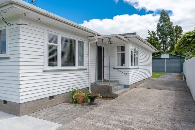 Photo of property in 30 Irvine Street, Frankton, Hamilton, 3204