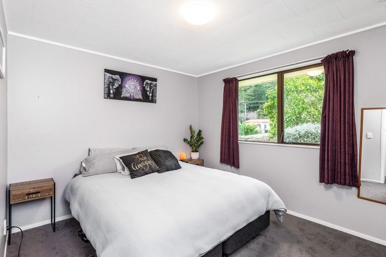 Photo of property in 37 Ruahine Street, Paraparaumu, 5032