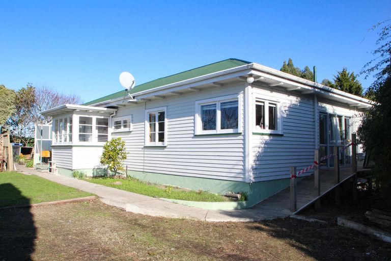 Photo of property in 22 Weston Road, Holmes Hill, Oamaru, 9401