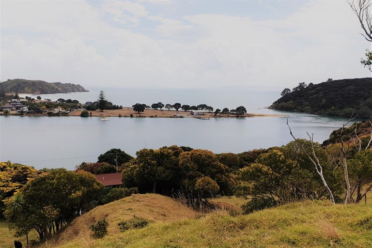 Photo of property in 544 State Highway 10, Cable Bay, 0420