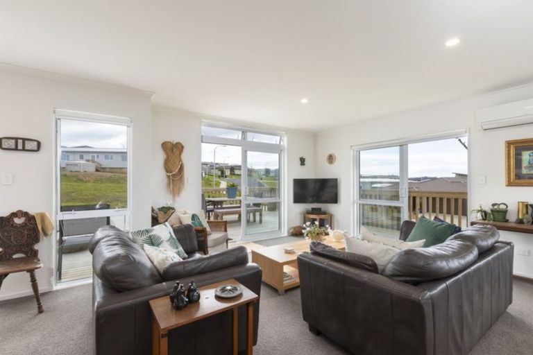 Photo of property in 34a Weka Street, Mangawhai, 0505