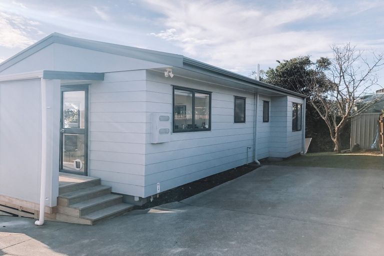 Photo of property in 54b Stanmore Bay Road, Stanmore Bay, Whangaparaoa, 0932