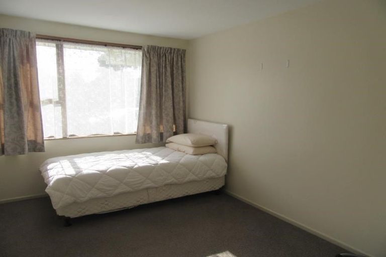 Photo of property in 2/4 Quinton Place, Bishopdale, Christchurch, 8053