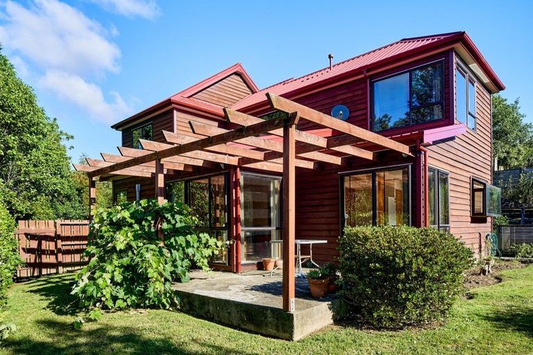 Photo of property in 3 Picketboat Lane, Whitby, Porirua, 5024