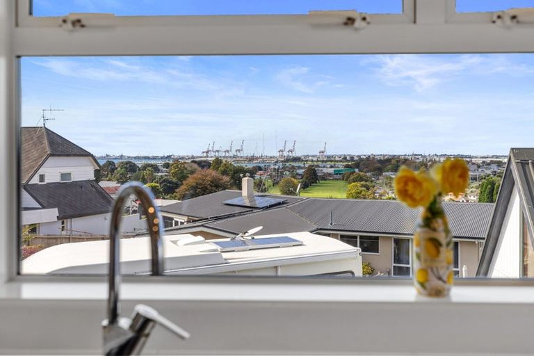 Photo of property in 8 Lemon Grove Avenue, Otumoetai, Tauranga, 3110