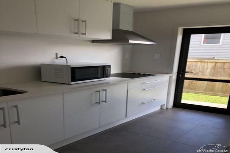 Photo of property in 28 Harvest Avenue, Orewa, 0931