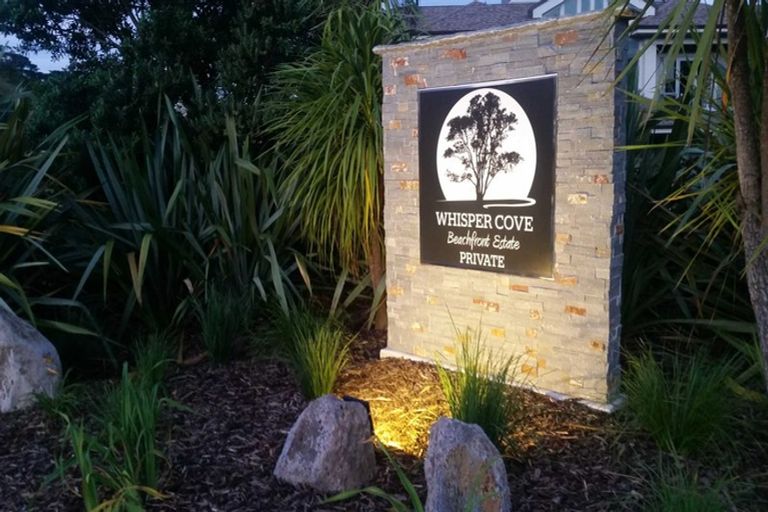 Photo of property in 39 Little Compton Mews, Snells Beach, 0920