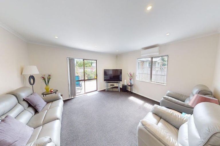 Photo of property in 1 Loader Place, Tawhero, Whanganui, 4501