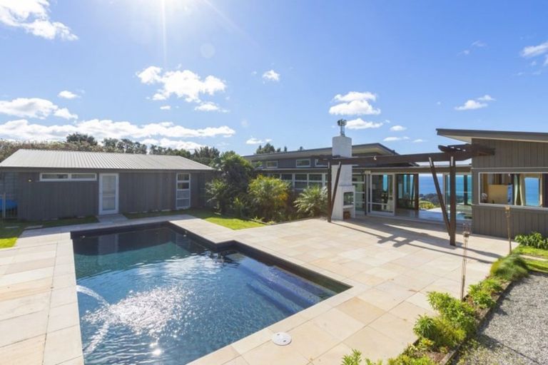 Photo of property in 917 Pakiri Block Road, Tomarata, Wellsford, 0974