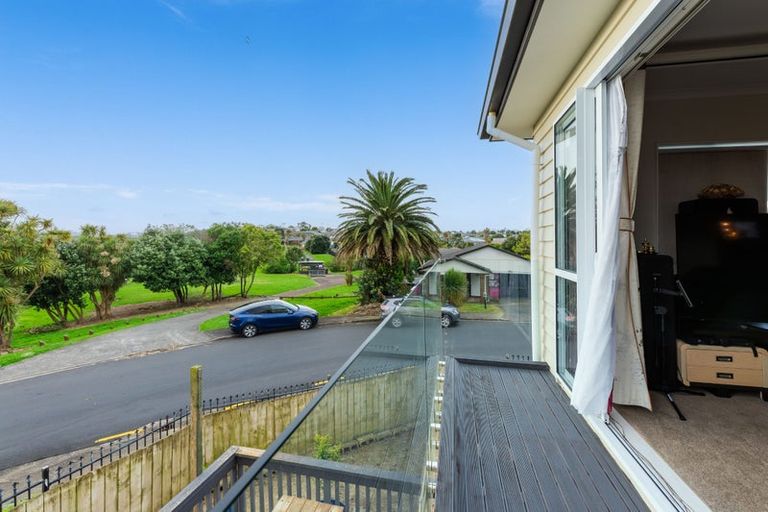 Photo of property in 57 Pitt Avenue, Clendon Park, Auckland, 2103