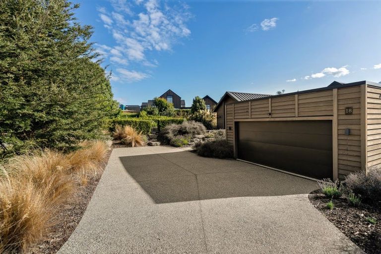 Photo of property in 5 Ellesmere Avenue, Jacks Point, Queenstown, 9371