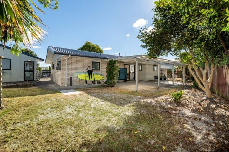 Photo of property in 8 Emerald Place, Papamoa Beach, Papamoa, 3118