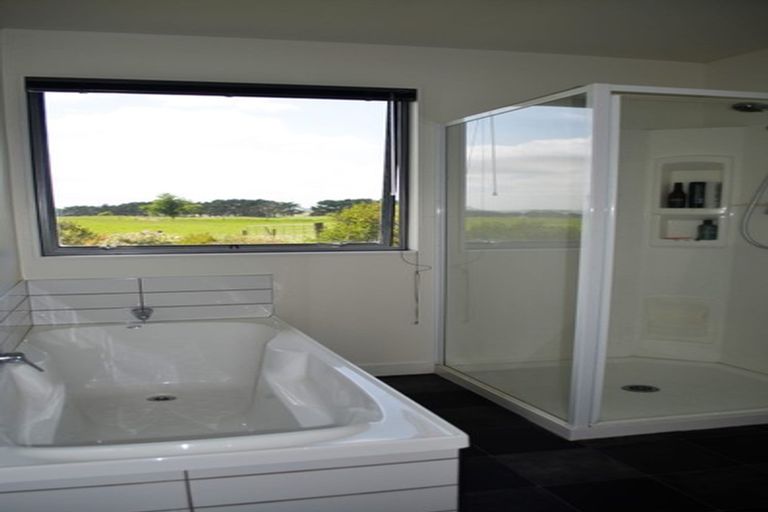 Photo of property in West Coast Road, Te Kopuru, 0371