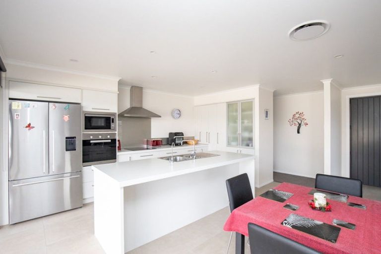 Photo of property in 7 Costello Drive, Ngatea, 3503