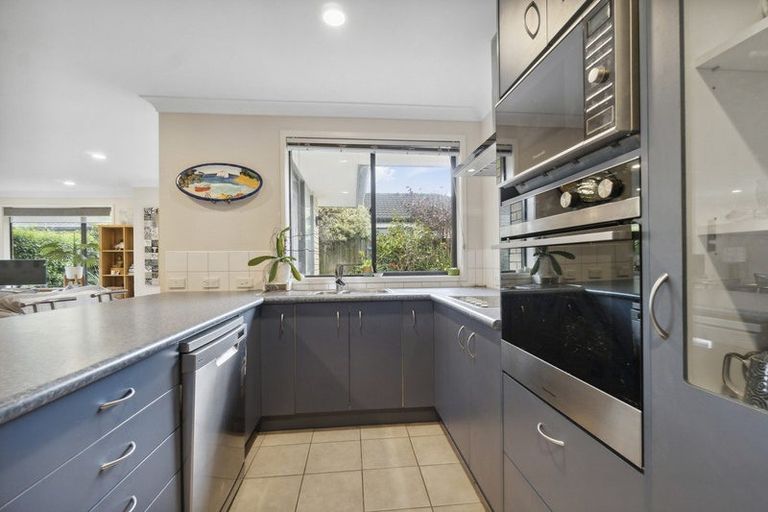 Photo of property in 17 Rathmar Drive, Manurewa, Auckland, 2105