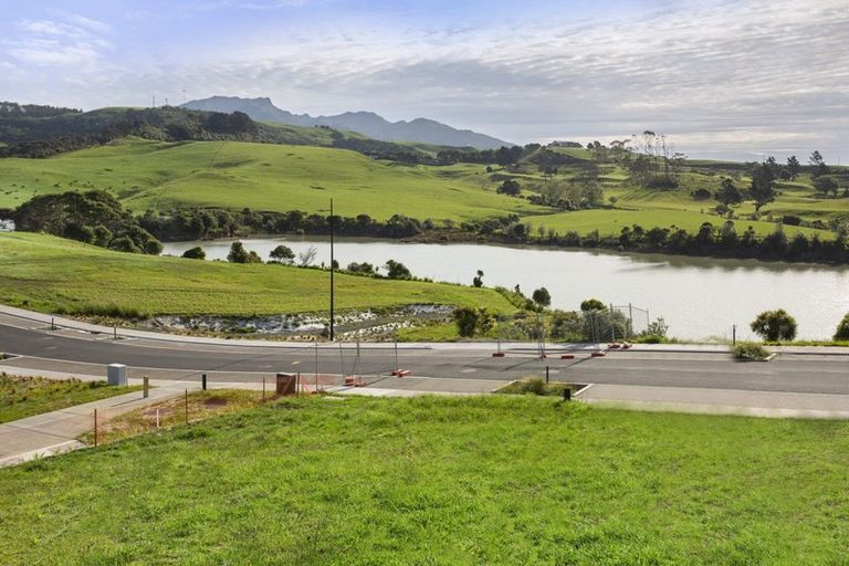 Photo of property in 41 Omahina Street, Raglan, 3225