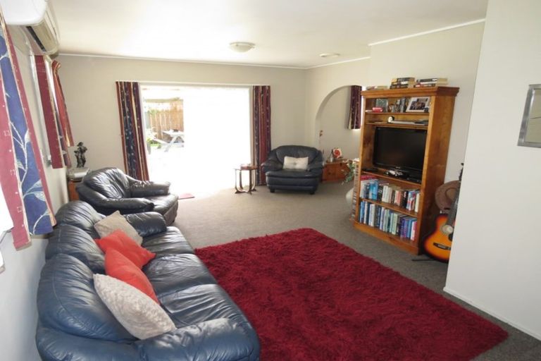 Photo of property in 54 Henley Street, Westport, 7825