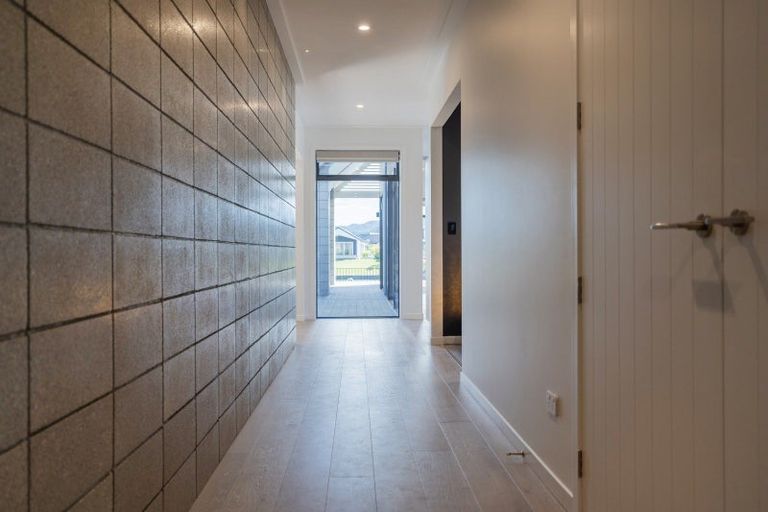 Photo of property in 1 Capstan Crescent, Whitianga, 3510