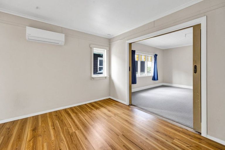 Photo of property in 257 Princes Street, Hawera, 4610