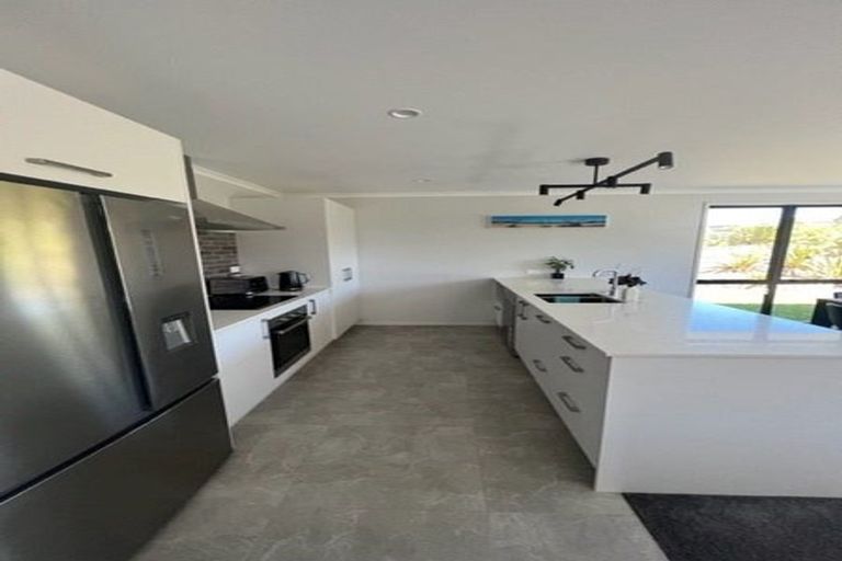 Photo of property in 85 Hills View Drive, Papamoa, 3118