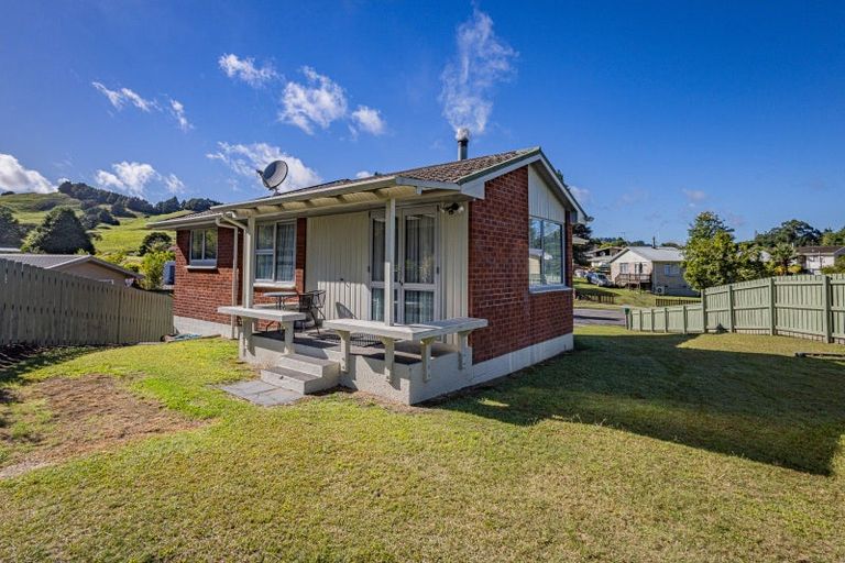 Photo of property in 27 Falkner Park, Taumarunui, 3920