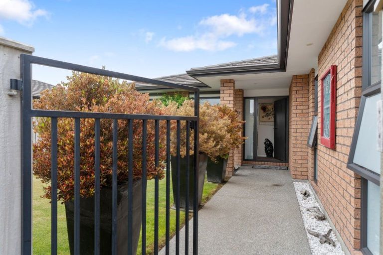 Photo of property in 8 Austin Reid Avenue, Carterton, 5713