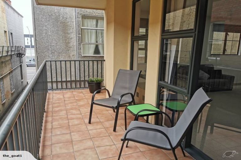 Photo of property in Maddison Apartments, 1/6f Queen Street, Palmerston North, 4410