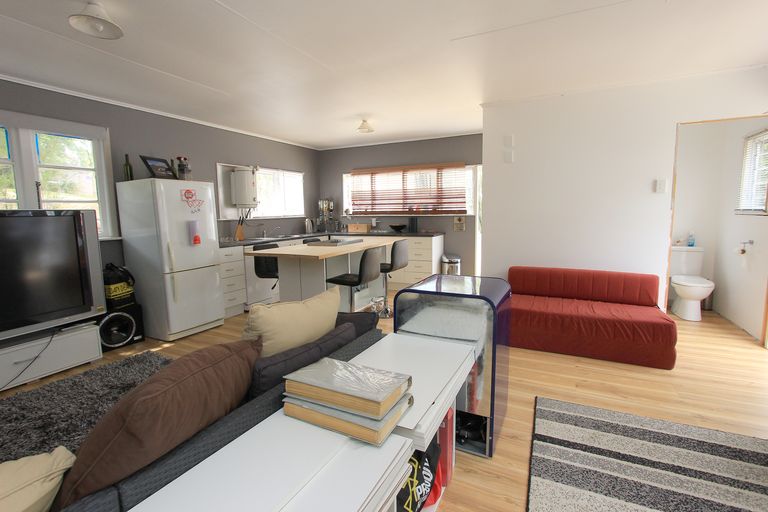 Photo of property in 22 Main Road, Havelock, 7100