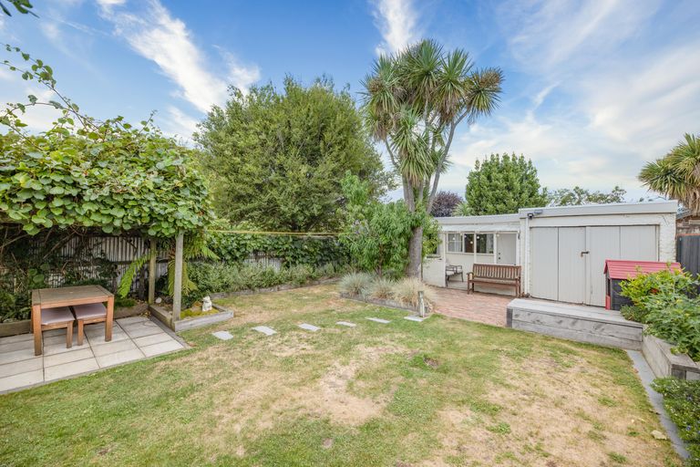 Photo of property in 22 Gibbon Street, Sydenham, Christchurch, 8023