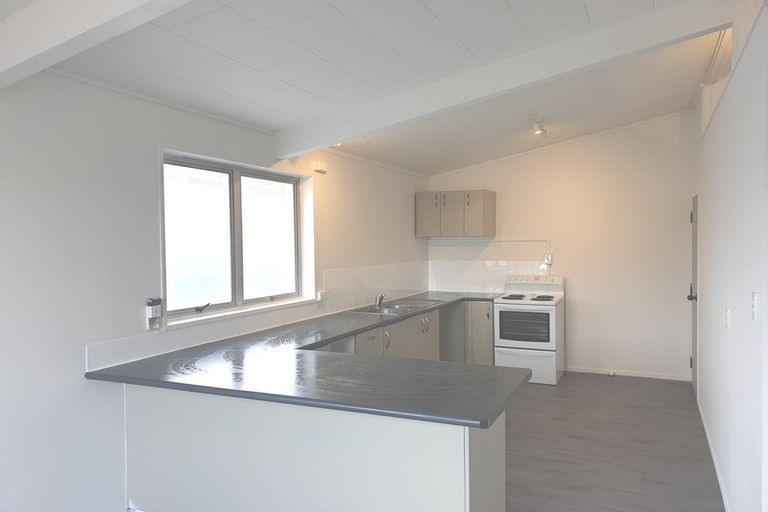 Photo of property in 827 Huia Street, Camberley, Hastings, 4120