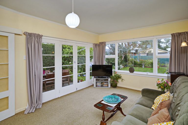 Photo of property in 21 Wychbury Street, Spreydon, Christchurch, 8024