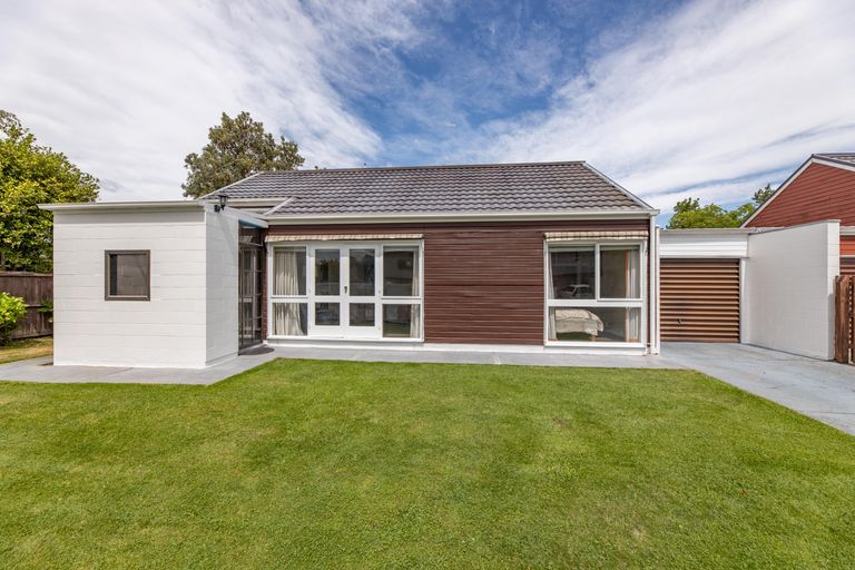 Photo of property in 23 Glenside Avenue, Ilam, Christchurch, 8041