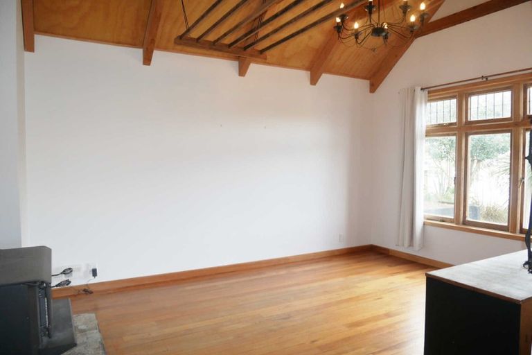 Photo of property in 7 Ticehurst Road, Lyttelton, 8082