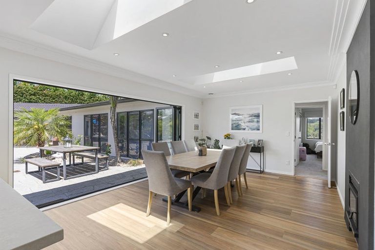 Photo of property in 85 Whitford-maraetai Road, Whitford, Howick, 2571