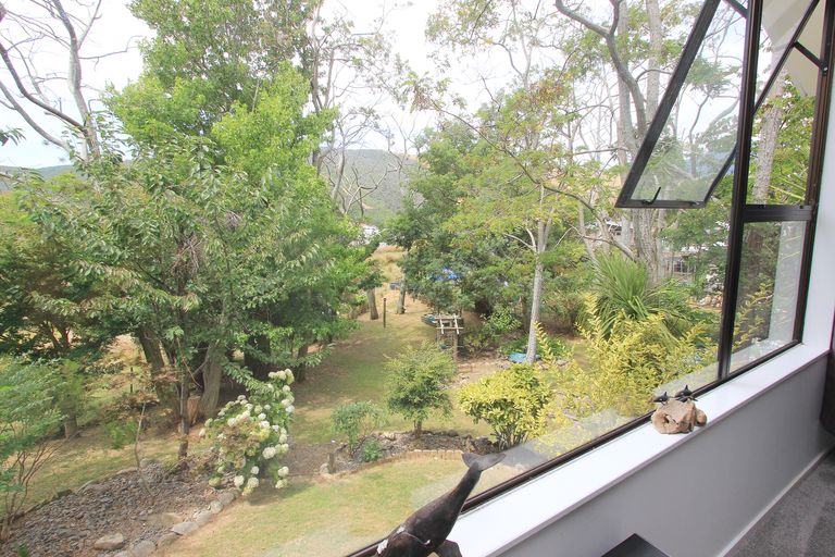 Photo of property in 22 Main Road, Havelock, 7100