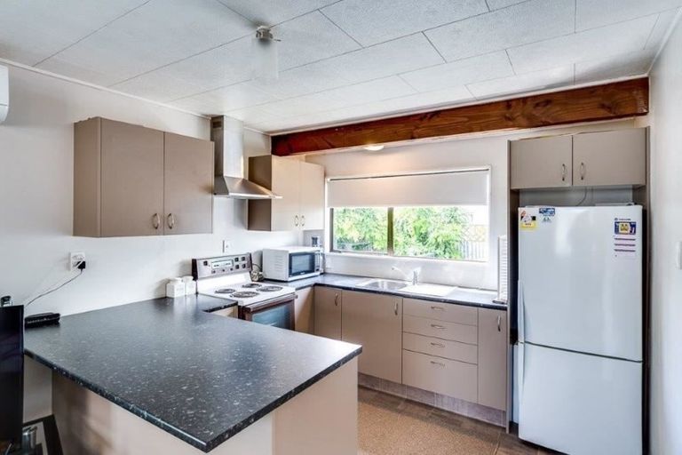 Photo of property in 3/806 Saint Aubyn Street East, Parkvale, Hastings, 4122